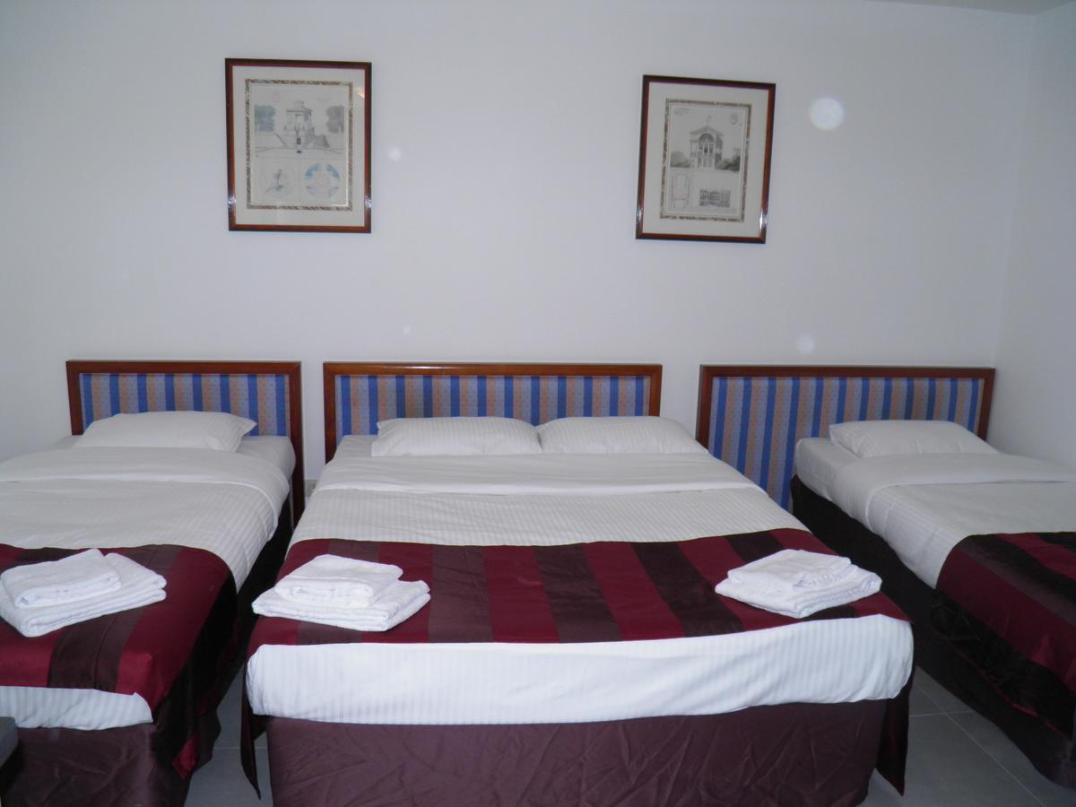 Holidays Apart-Hotel Anderlecht エクステリア 写真